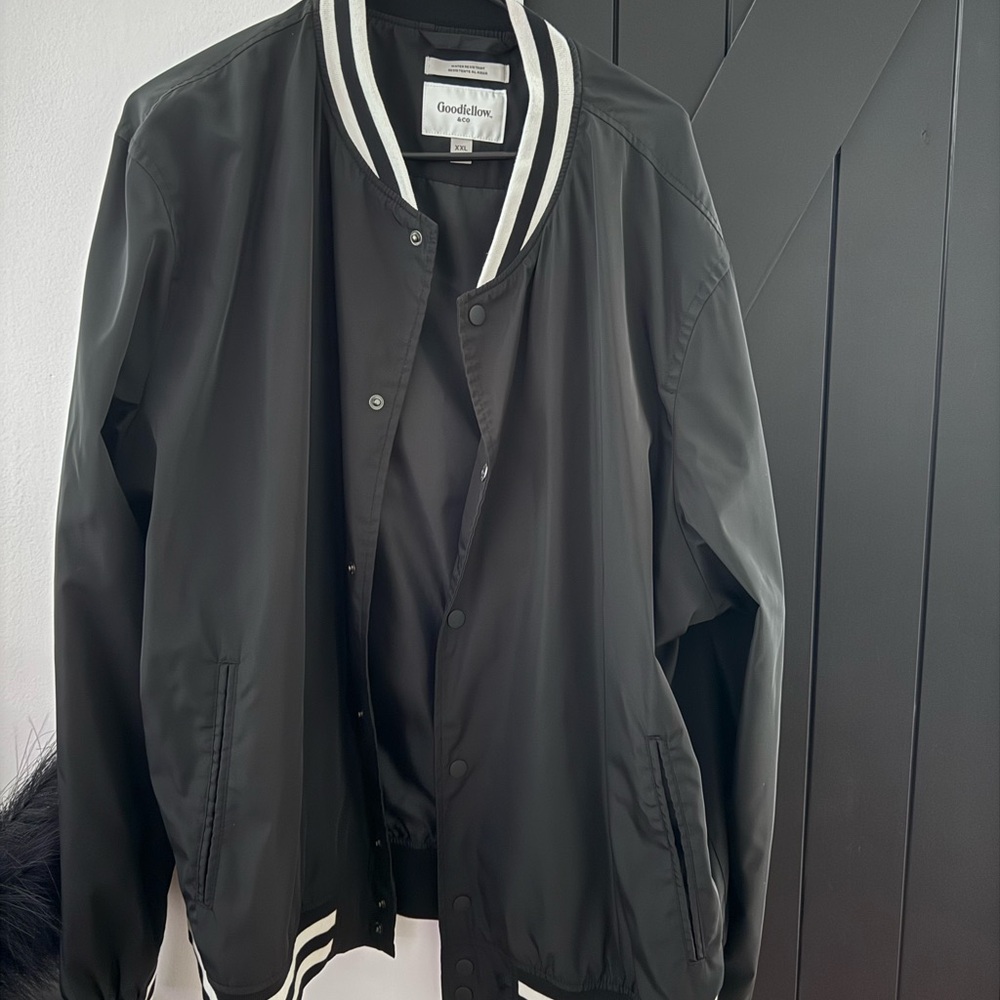 Bomber jacket